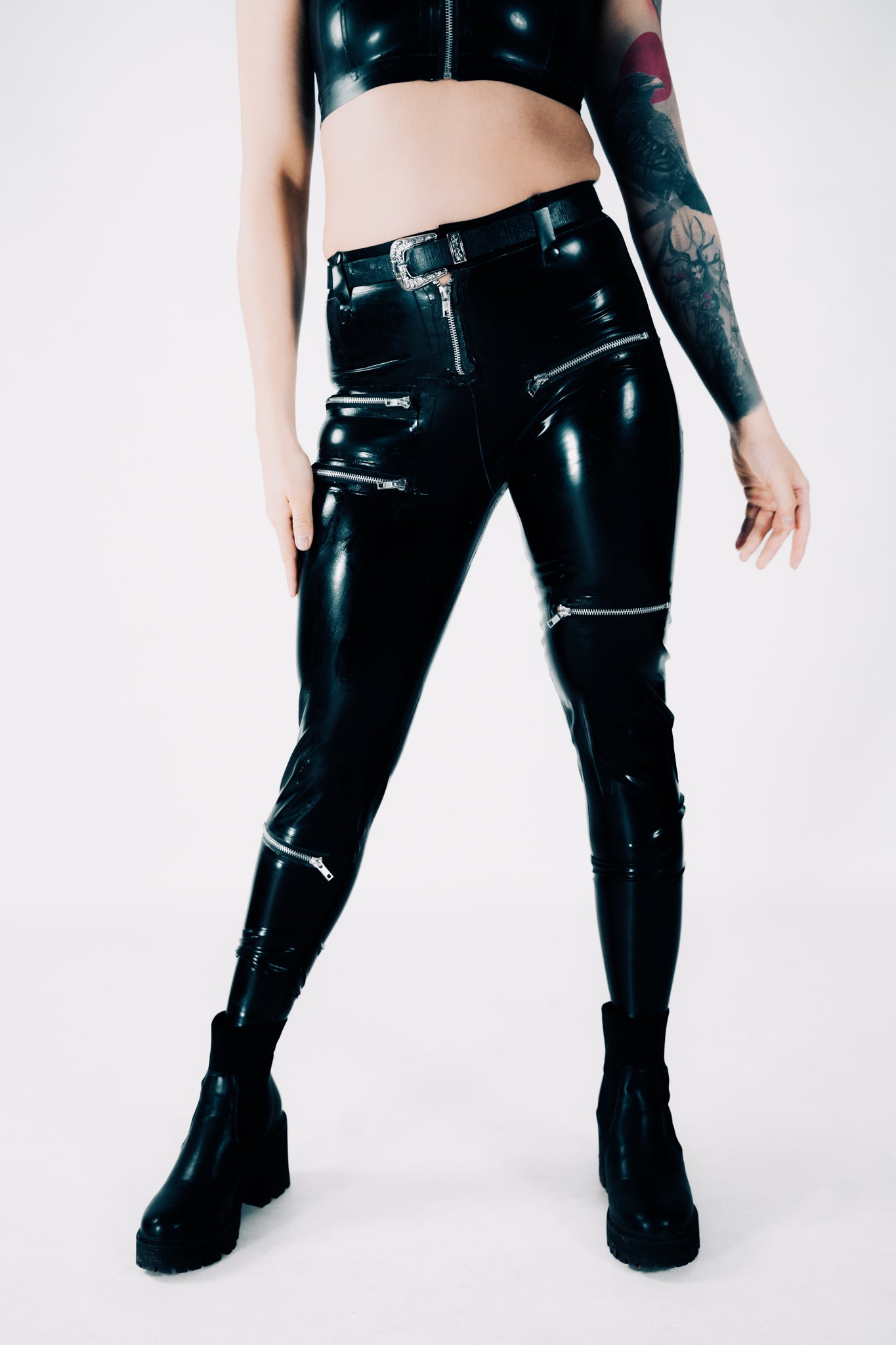 TRINITY Latex Jeans