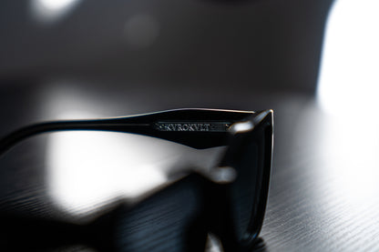 WIDOW Sunglasses