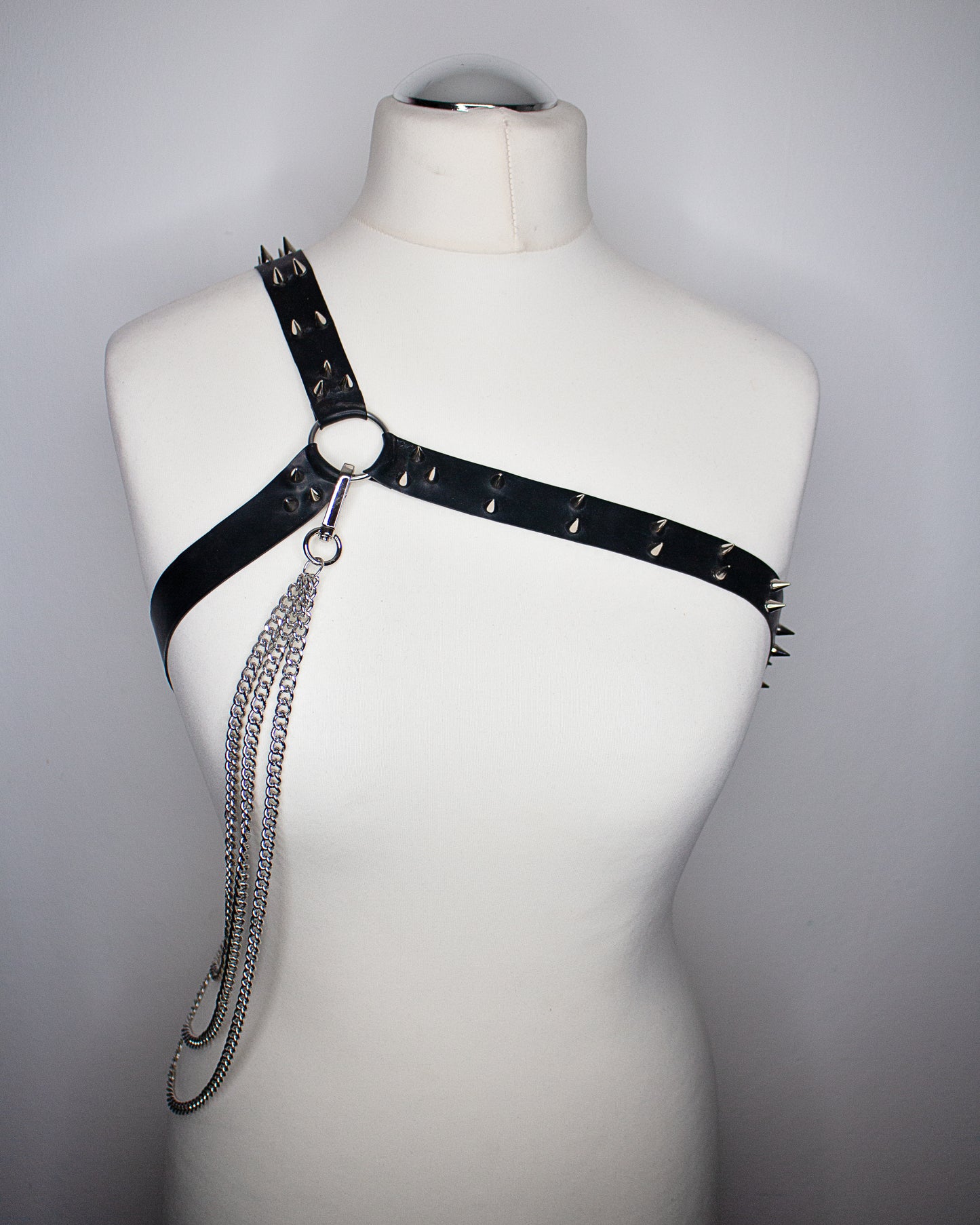 "(G)ENDER" Harness
